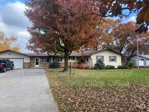 Building Photo - 8738 Lake Jane Trail N