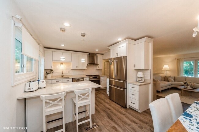Building Photo - 3069 Plum Island Dr