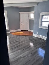 Building Photo - 721 Sumner St