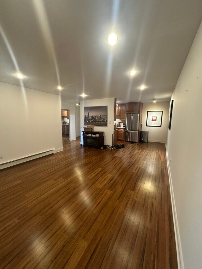 Foto del edificio - 8923 Knight Ave