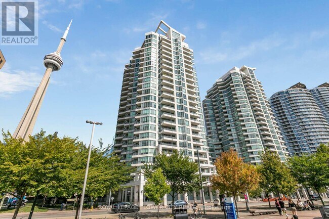 Photo du bâtiment - 801-228 QUEENS Quay