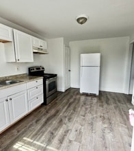 Building Photo - 1340 US-501