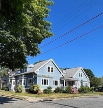 Building Photo - 240-242-242 Rounds St