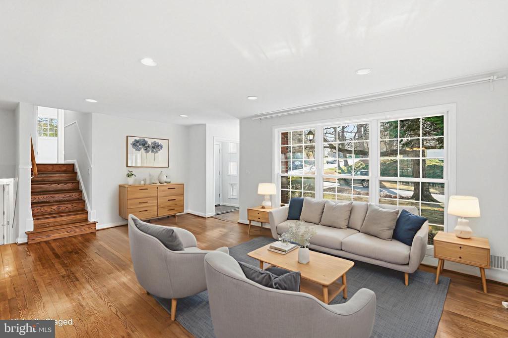 Foto principal - 7821 Cayuga Ave