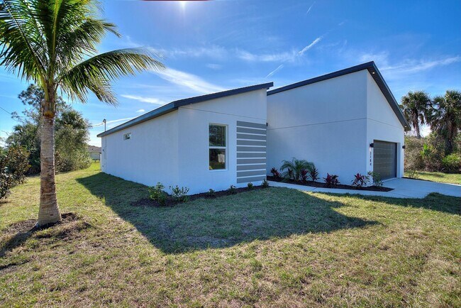 Foto del edificio - BRAND NEW HOME! Modern, energy efficient h...