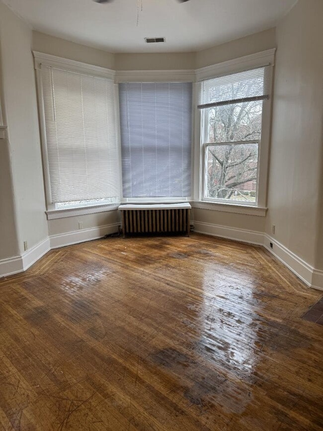 Photo - 1322 E Spring St Apartment