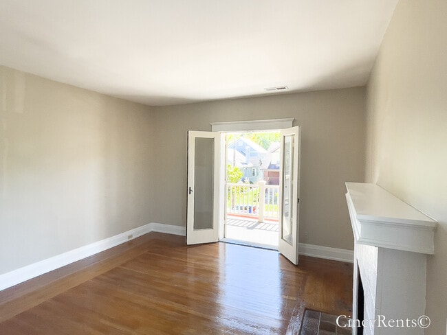 Foto del edificio - 3718 Ault Park Ave