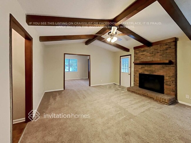 Building Photo - 320 Wilby Dr