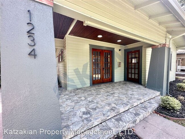 Foto del edificio - 1234 W Harding Way