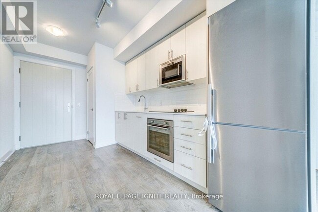 Photo du bâtiment - 2550 Simcoe St N