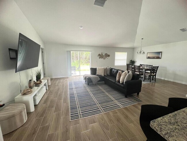 Foto del edificio - 863 Ognon Ct