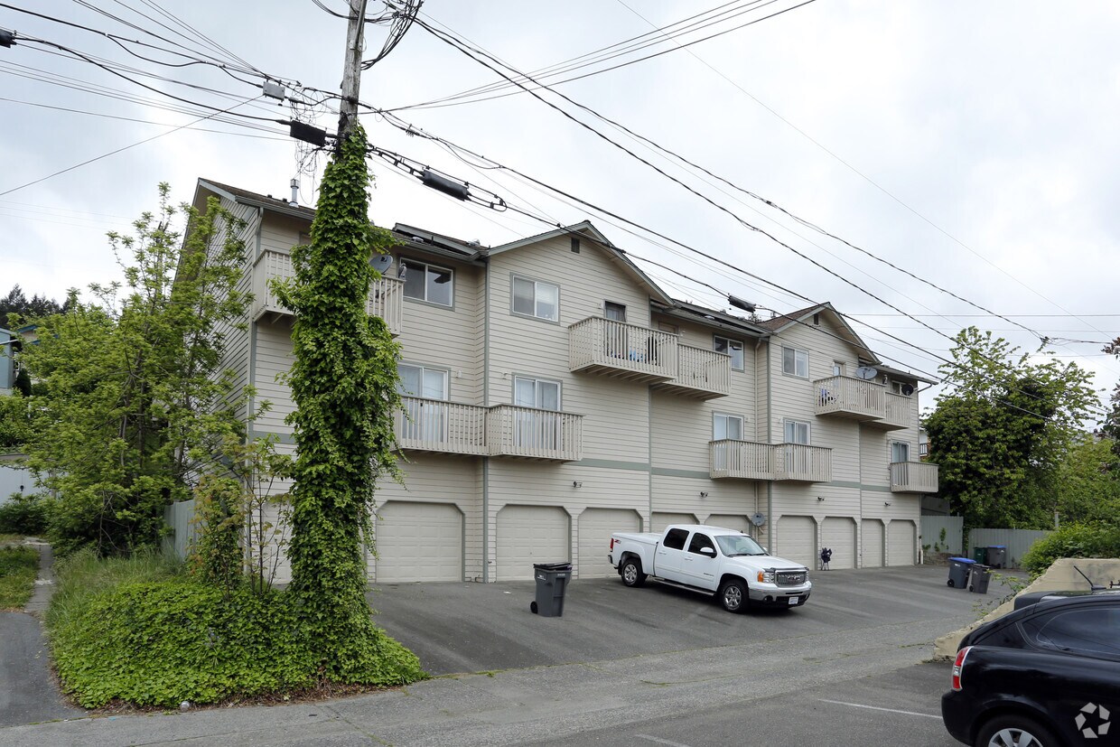 Primary Photo - Wycoff Condominiums