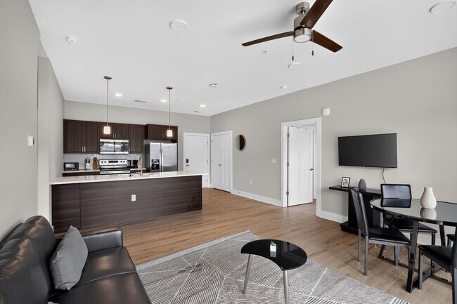 Foto del edificio - 1004 Park View Greer Cir
