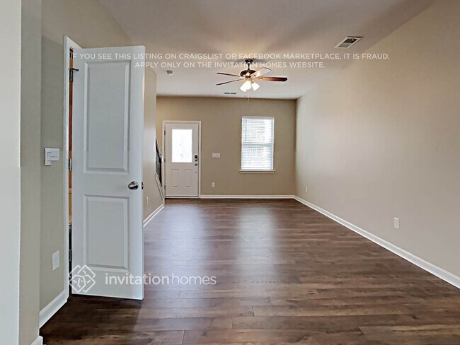 Foto del edificio - 1346 Kent Downs Ave SW