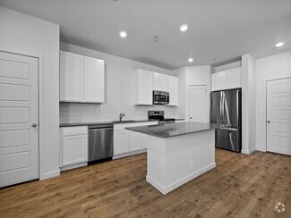 Building Photo - 3908 Rainier St