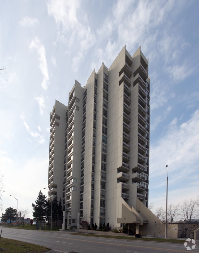 Building Photo - Premier Court Apartments