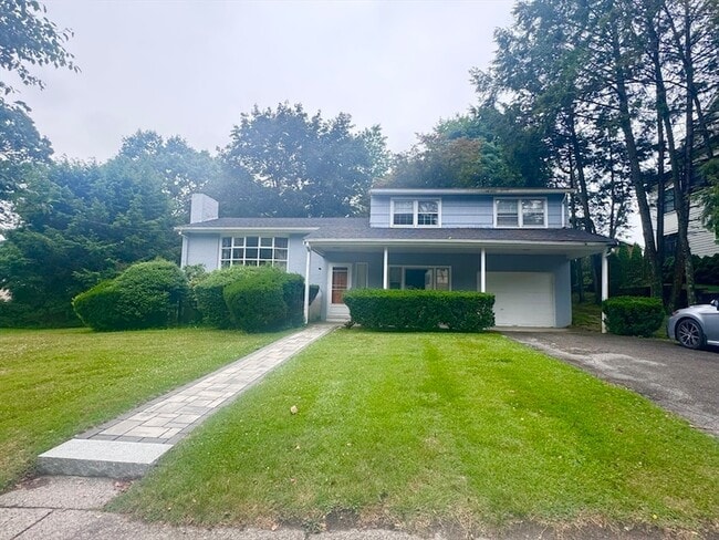 Building Photo - 11 Tirrell Crescent