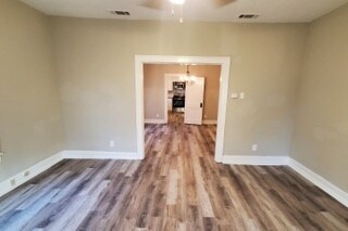 Foto del edificio - 1306 N Rockwall Ave