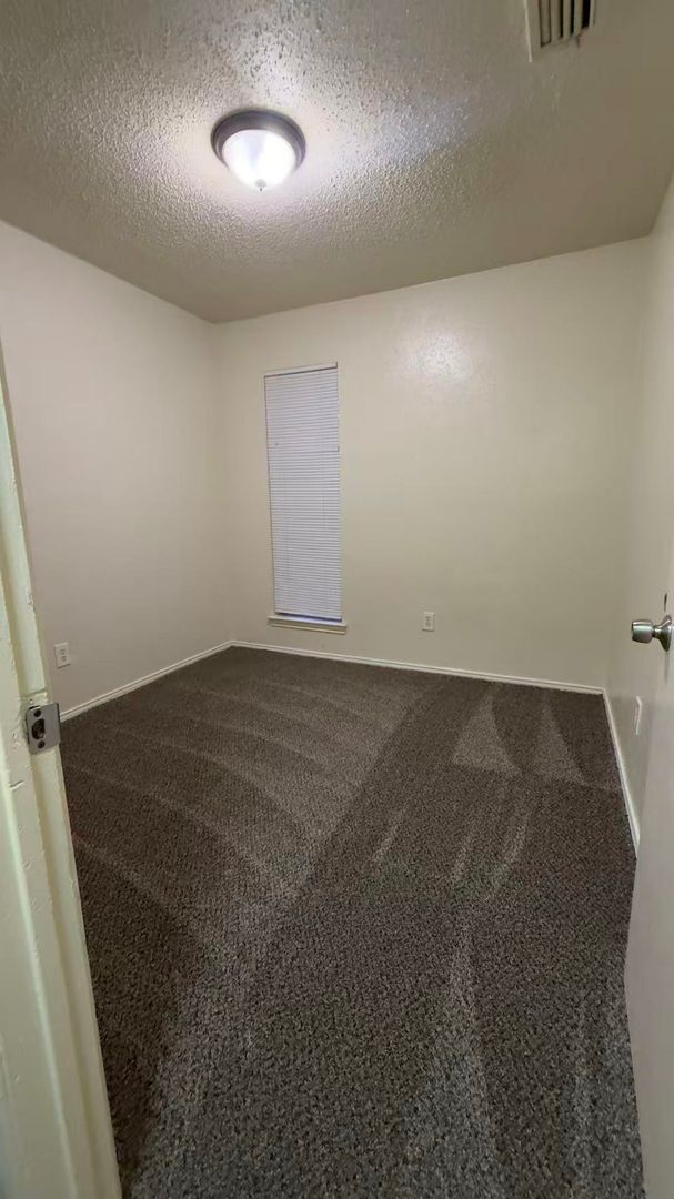 Building Photo - Beautiful 3 Bedroom 2 Bathroom in Rowlett!