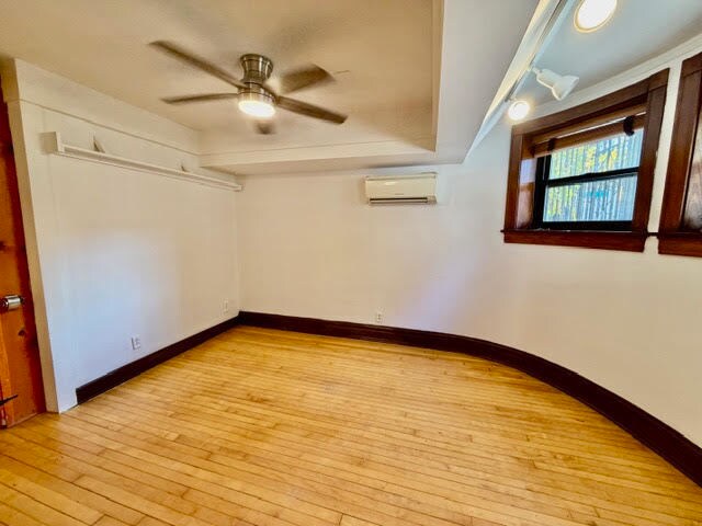 Foto del edificio - 2349 N Cleveland Ave