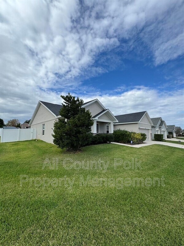 Foto del edificio - 3006 Jenna Mae Way