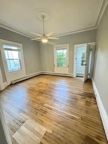 Building Photo - 19 Rockview St