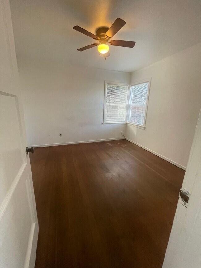 Foto del edificio - 2 Bedroom, 1 Bath Single Family Home