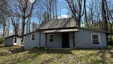 Building Photo - 6270-6300 Patterson Mill Woods