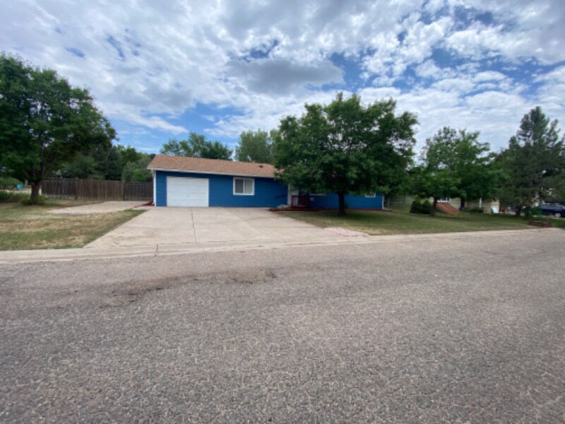 Foto principal - 3300 Post Rd