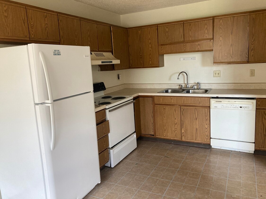 Foto principal - 722 Gordon Smith Blvd