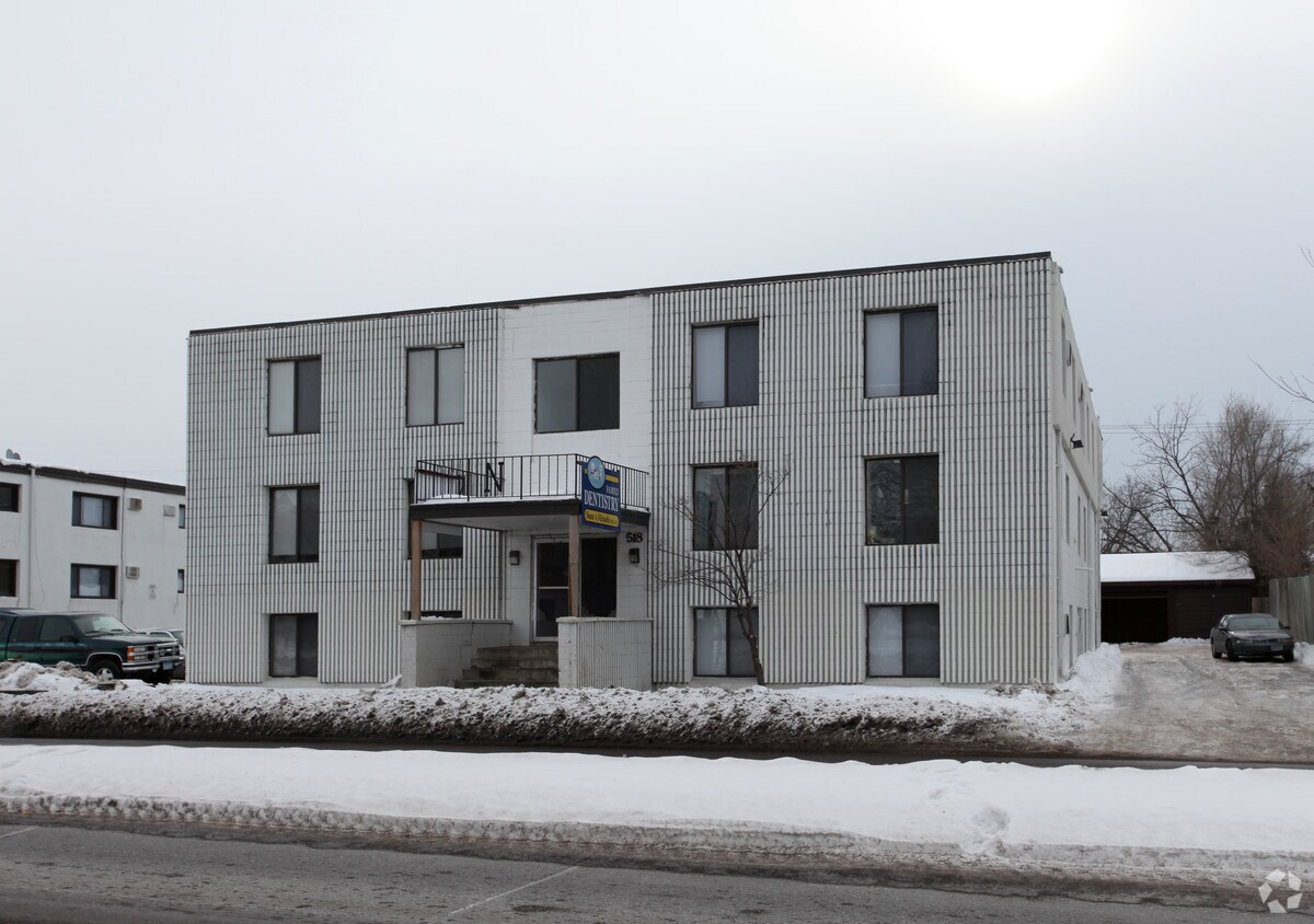 518 E Main St, Anoka, MN 55303 Apartments in Anoka, MN