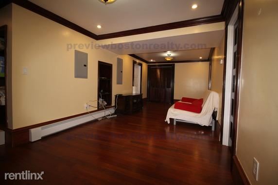 Building Photo - 9 Francis St