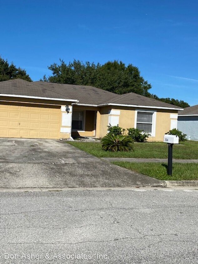 Foto principal - 4 br, 2 bath House - 206 N. Hawthorne Avenue