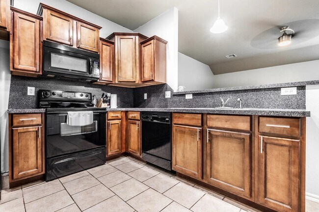 Foto del edificio - 4512 SE 81st St