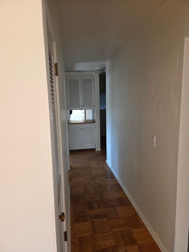 Foto del edificio - Jenola Court