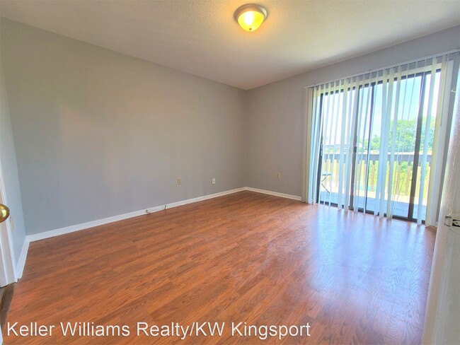 Building Photo - 3 br, 2 bath House - 404 Manor Dr Unit F