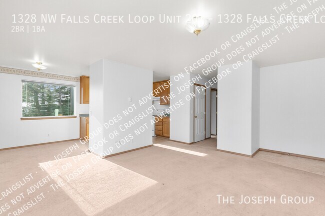 Foto del edificio - 1328 NW Falls Creek Loop