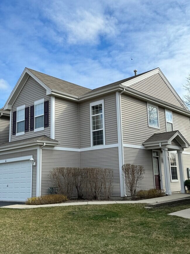 Foto del edificio - 1428 Reserve Ln