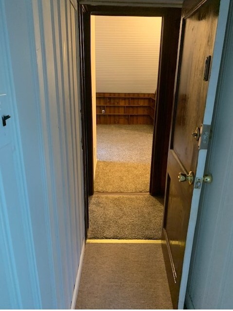 Entry Way - 42 Woodhaven Dr