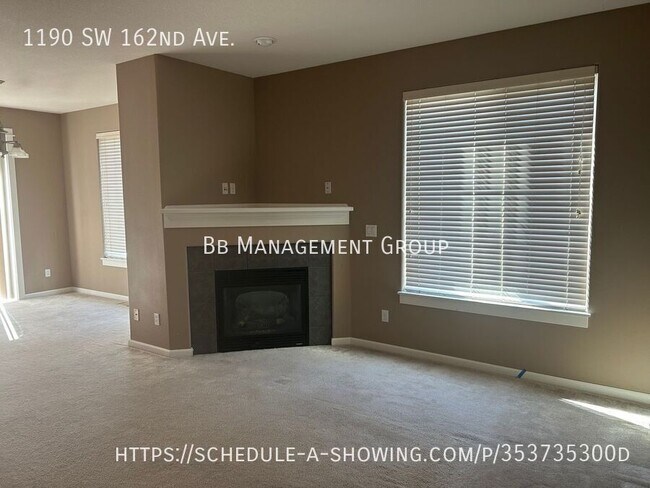 Building Photo - 1190 SW 162nd Ave