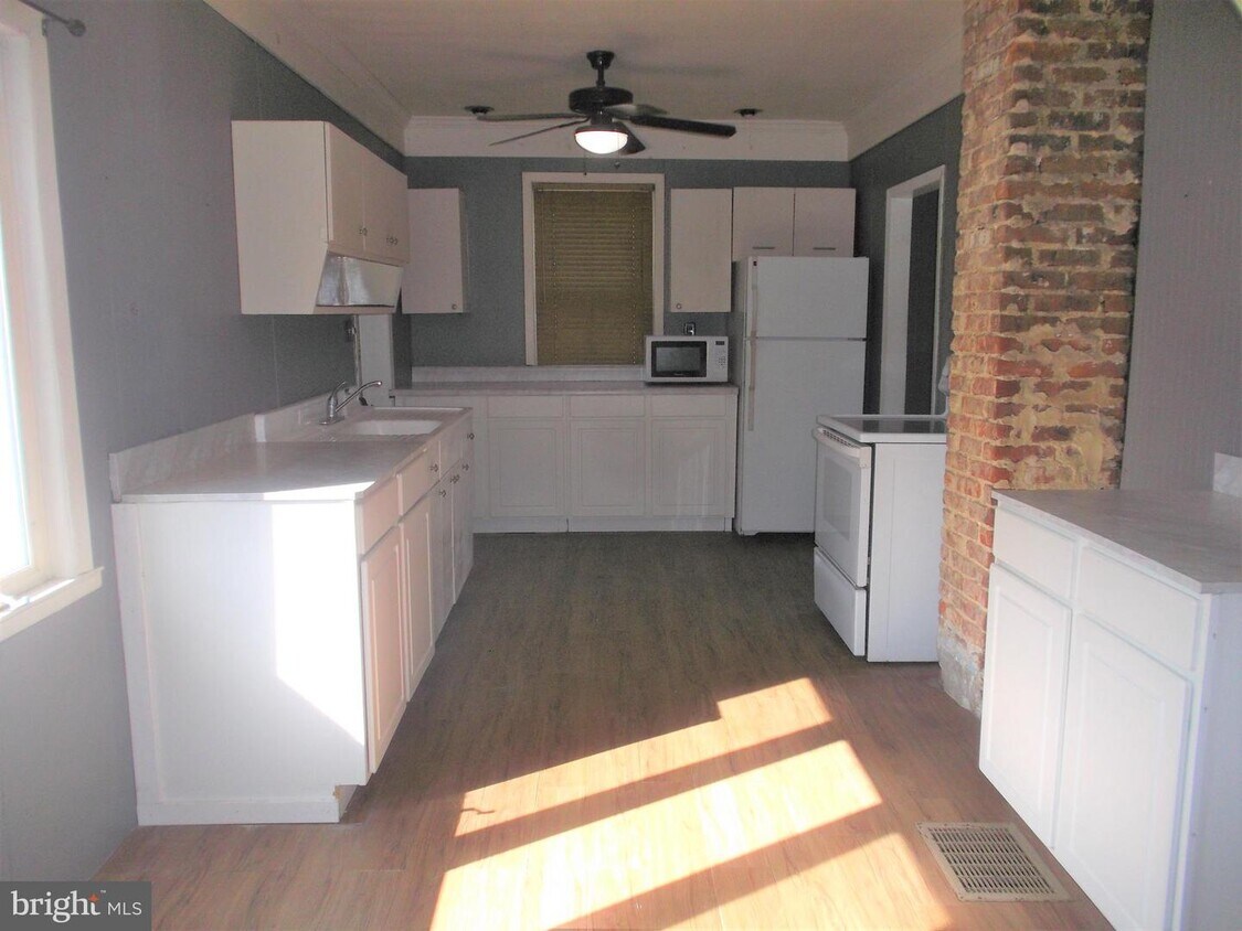 4011 County Rd 563, Chatsworth, NJ 08019 House Rental in Chatsworth