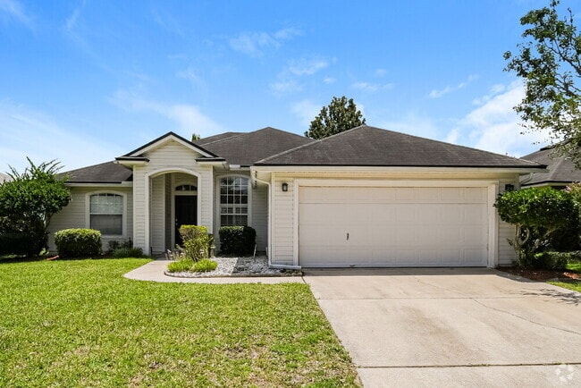 Building Photo - 557 Fallen Timbers Dr