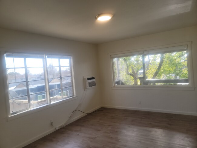 Building Photo - 2065 15th Ave