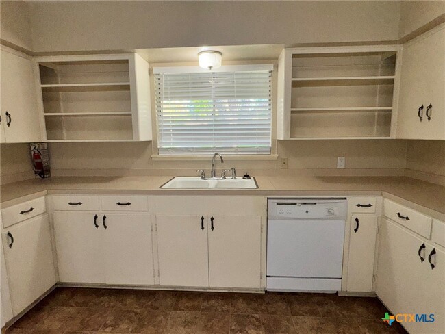 Foto del edificio - 1407 Hummingbird Ln