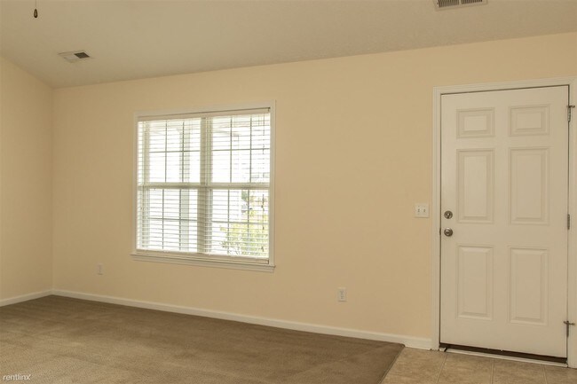 Building Photo - 229 Red Carnation Dr