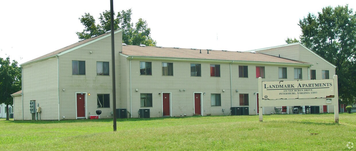 Landmark Apartments Apartments in Petersburg, VA