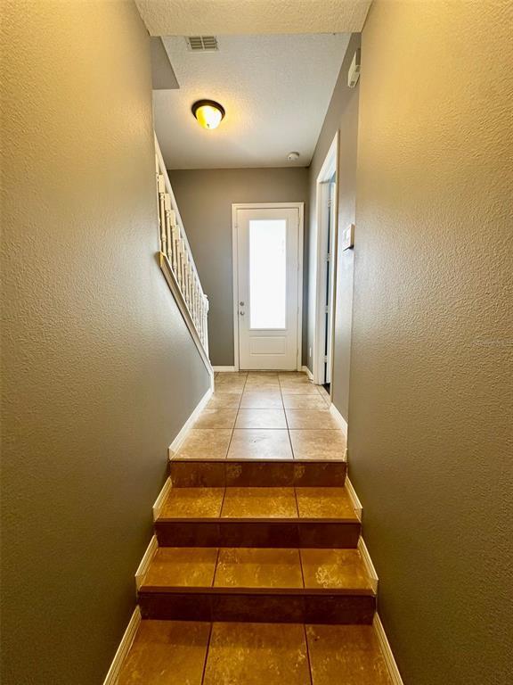 Foto del edificio - 373 Old Farm Ln