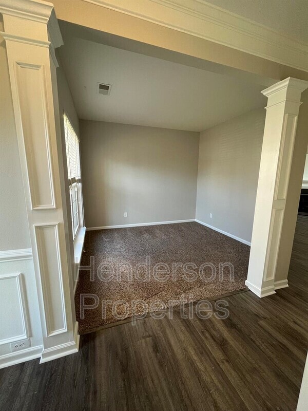 Building Photo - 7802 Rolling Meadows Ln