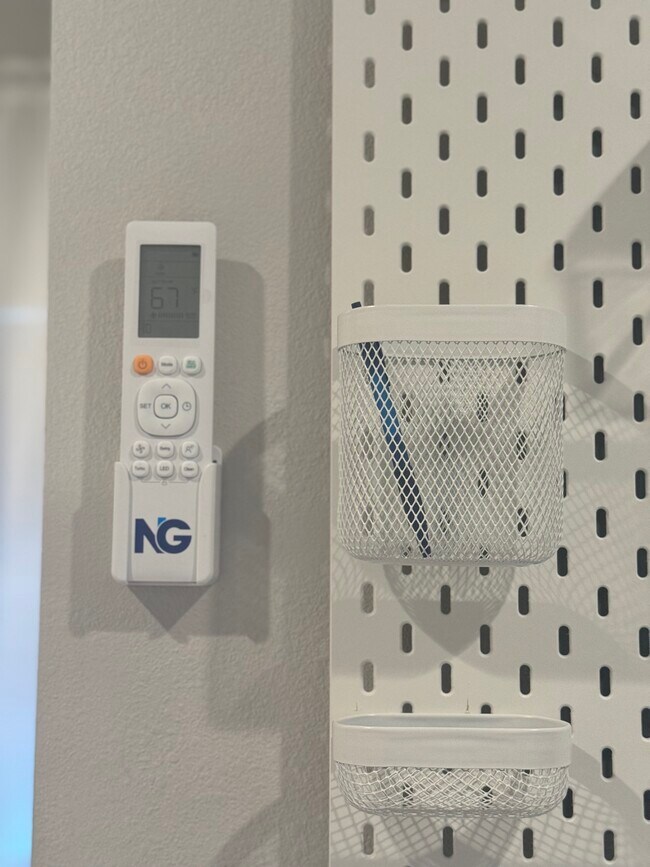 Foto del edificio - 5827 Rose Ave