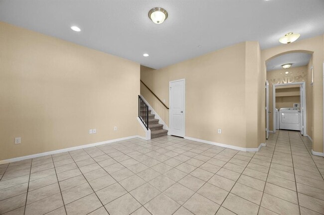 Foto del edificio - 2880 Donnell Dr